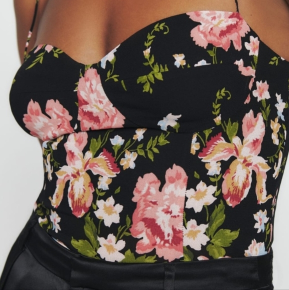 NWT REFORMATION "Liza" sleevless top - Picture 2 of 11